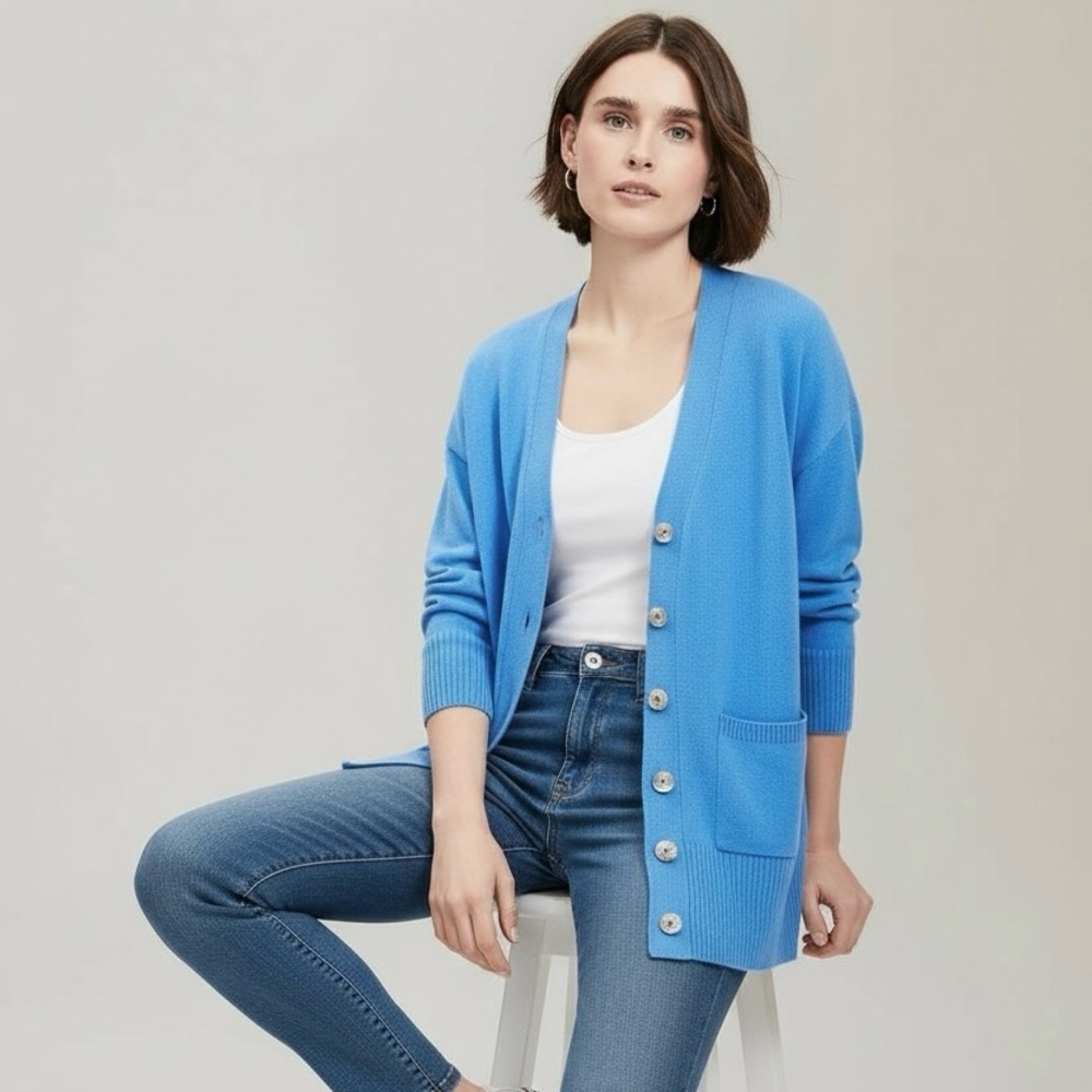 LOFT Ann Taylor knit Cardigan V-Neck Path Pockets Button Front Relaxed Fit